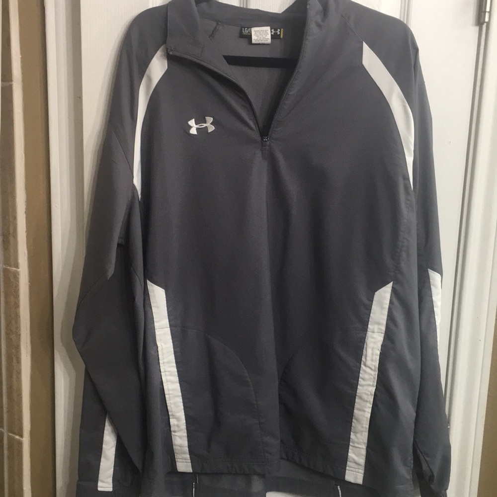 Under Armour large golf windbreaker